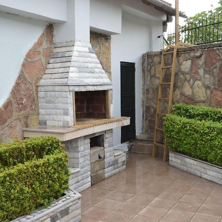 Vila Ss Kekezi Villa Gjirokastër Екстериор снимка
