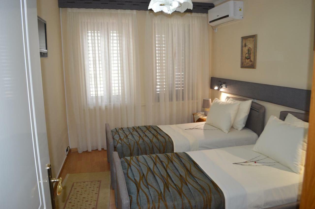 Vila Ss Kekezi Villa Gjirokastër Екстериор снимка